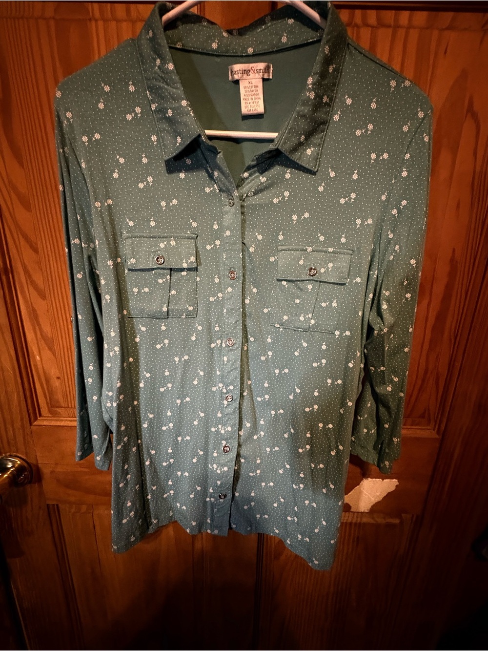 Women’s Green Printed Button-Down Shirt with Chest Pockets